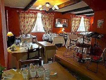 Hotel Auberge Lou Caleou Venejan